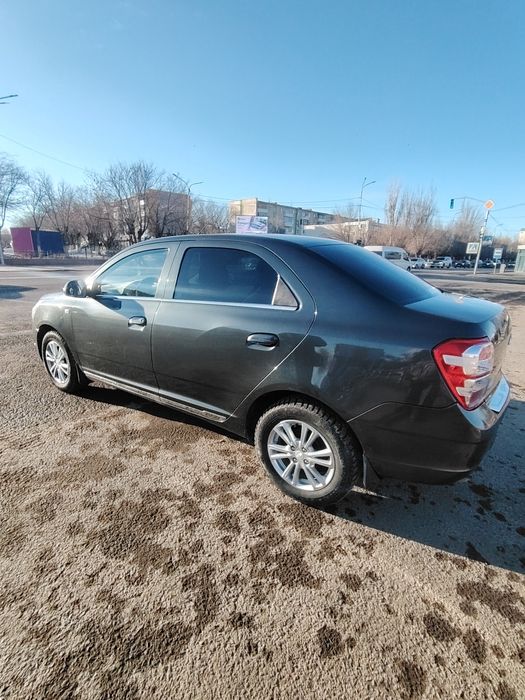 Меняю машину на квартиру