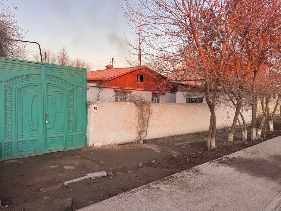 Үй сатылады Жд вогзалдын бойы,Жер жай келісімлі бахада