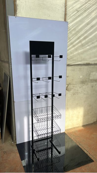 Сетчатые стеллажи