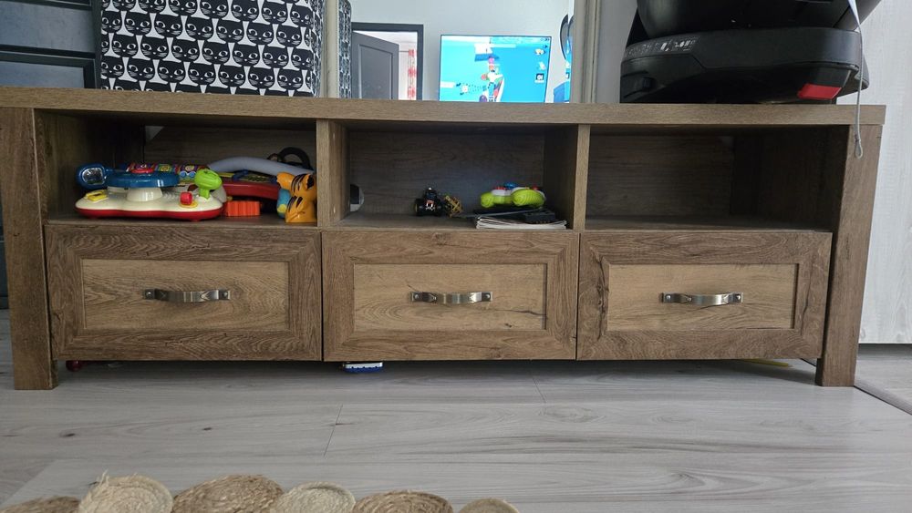 Vand șifonier, comoda tv si bufet Jysk