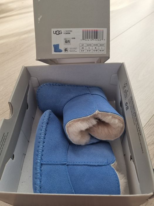 Ghete UGG blană noi născuți