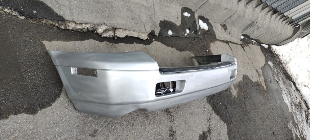 Бампер задний с усилителем.