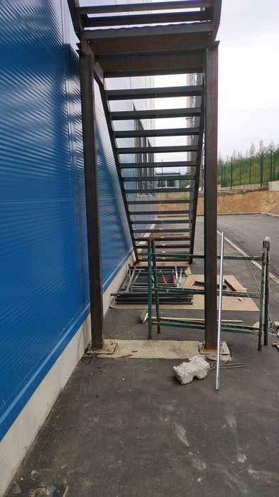 Сварщик хизмати.