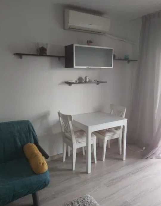 Дава се под наем Двустаен апартамент в Пловдив, Каменица 1 - 56 кв.м за 204 € - Снимка #1