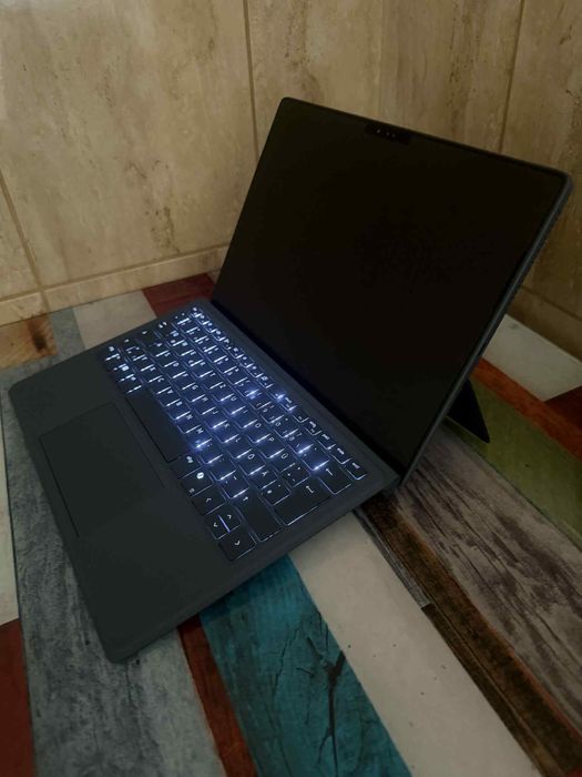 Dell latitude 7350 2in1 512gb 16gb ram intel ultra5