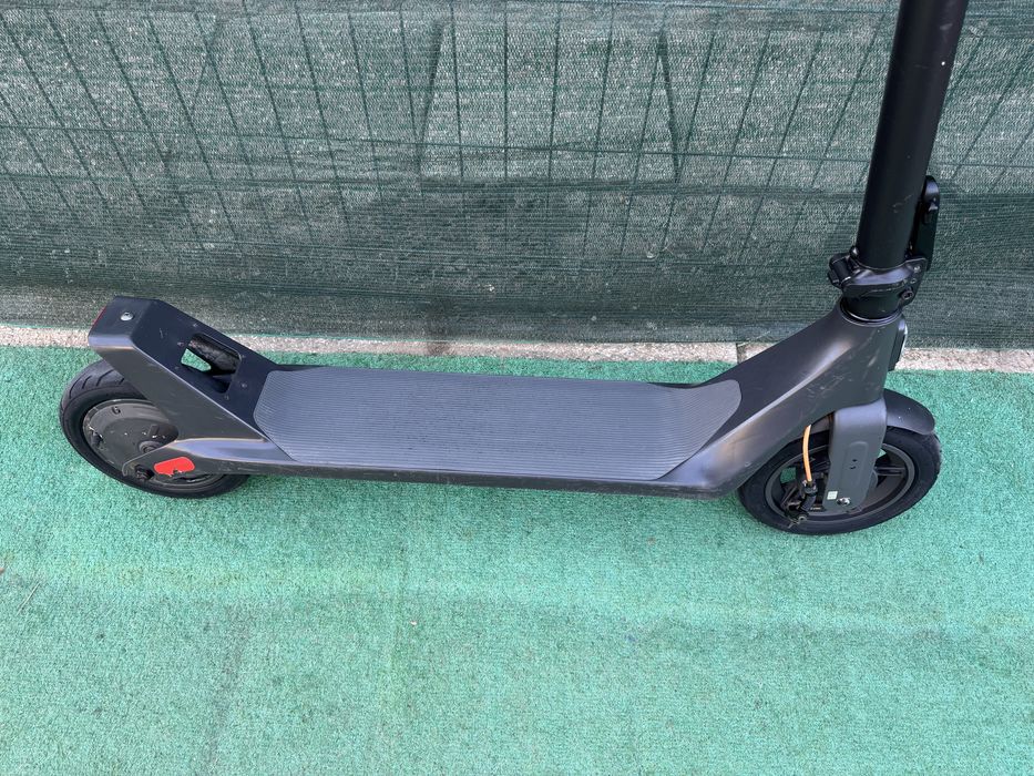 Trotineta electrica Xiaomi 4 Lite 2nd Gen