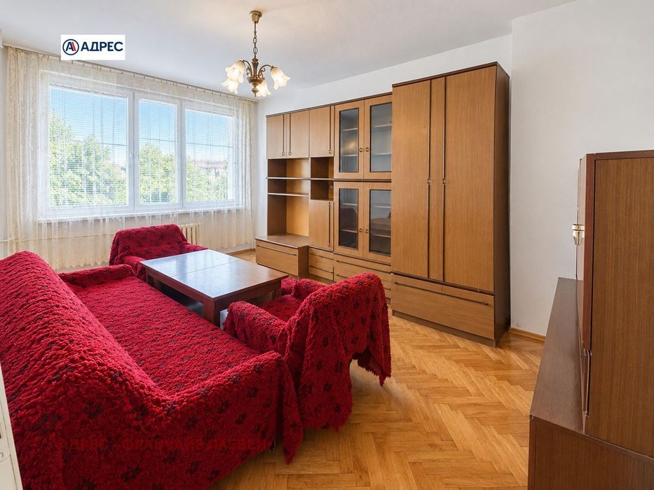 Продава се Двустаен апартамент в Враца, Център - 64 кв.м за 1719 €/кв.м - Снимка #1