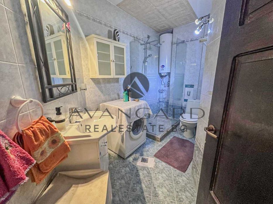 Продава се Тристаен апартамент в Пловдив, Кършияка - 107 кв.м за 1869 €/кв.м - Снимка #10