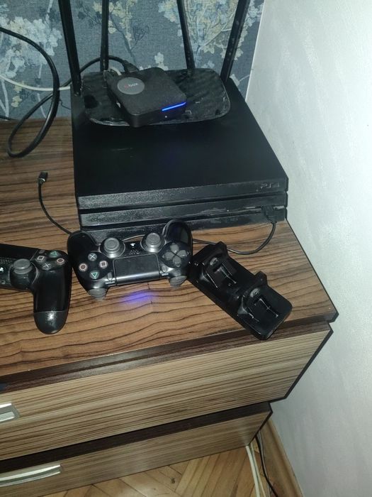Playstation 4 pro. Конзола за игра