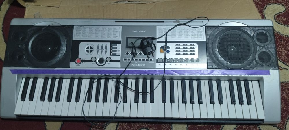 MK - Cortland 922 синтезатор