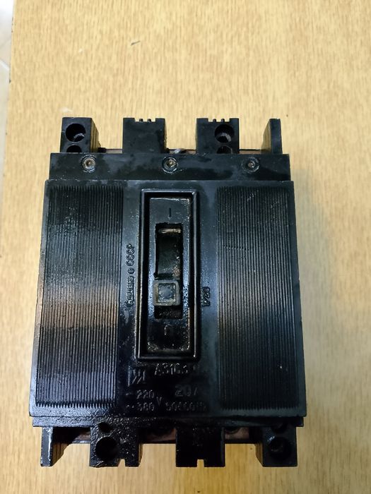 Продам Автомат  электрический