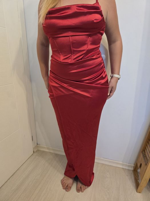 Червена дълга рокля Wall G