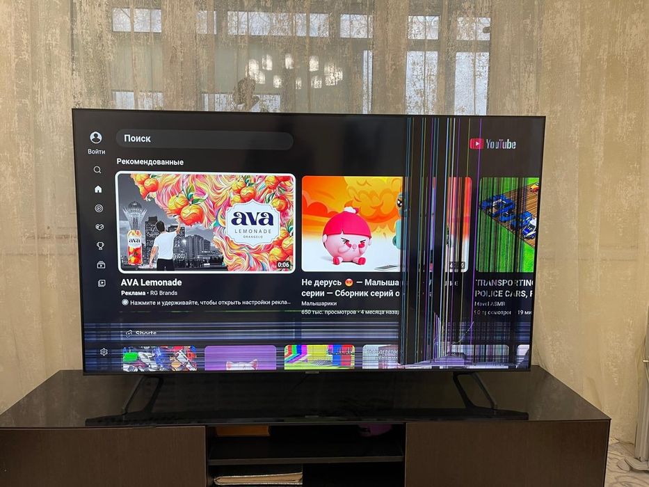 Смарт телевизор Samsung 65" (165см)