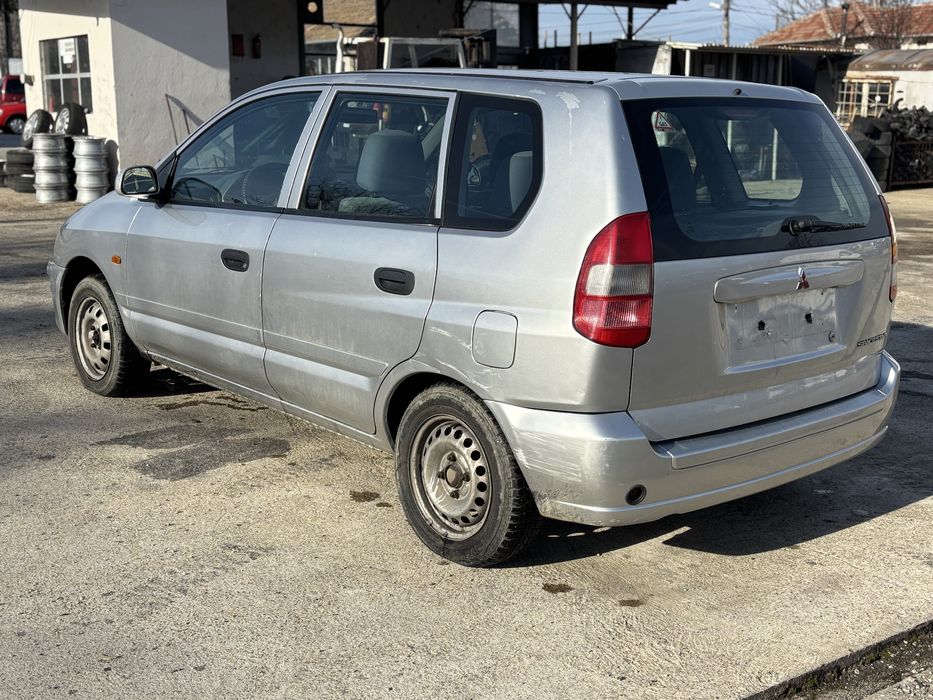 Mitsubishi Space Star  На части Мицубиши Спейс