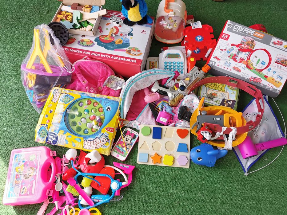 Lot de jucării interactive, cu magneti