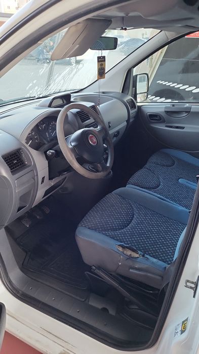 Se oferă spre vinzare FIAT SCUDO 2011