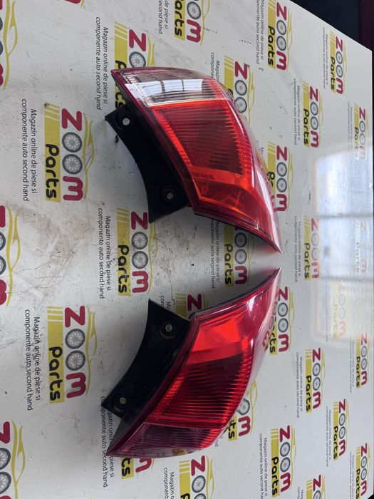 Stop lampa spate stanga dreapta pe aripa Nissan Qashqai 2007-2012