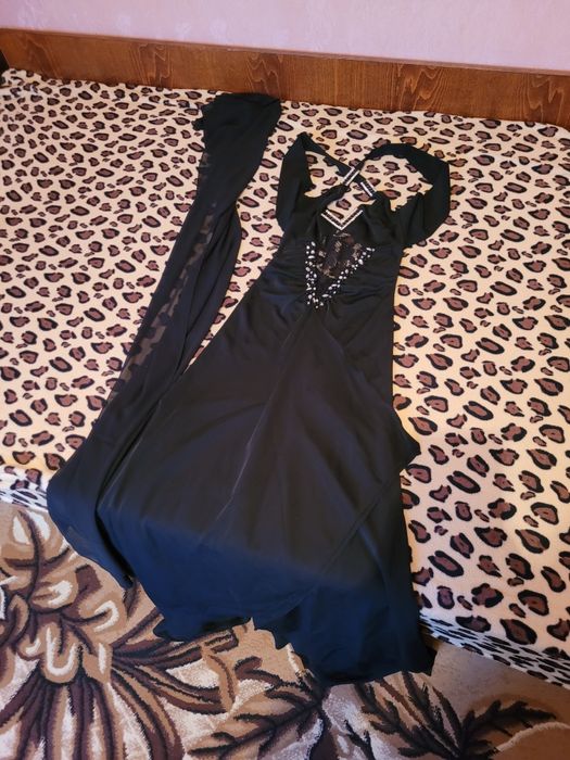 Дълга бална рокля