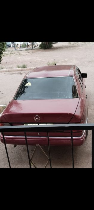 Мерседес 124 2.0
