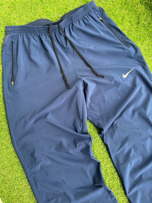 Мъжко долнище : Nike Mens Stretch Woven Dri-Fit Training Sweatpants М