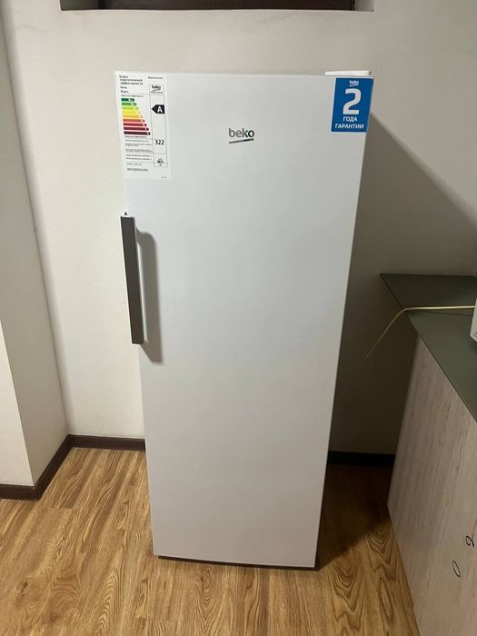 Морозильник Beko модель-RFSK215T01W