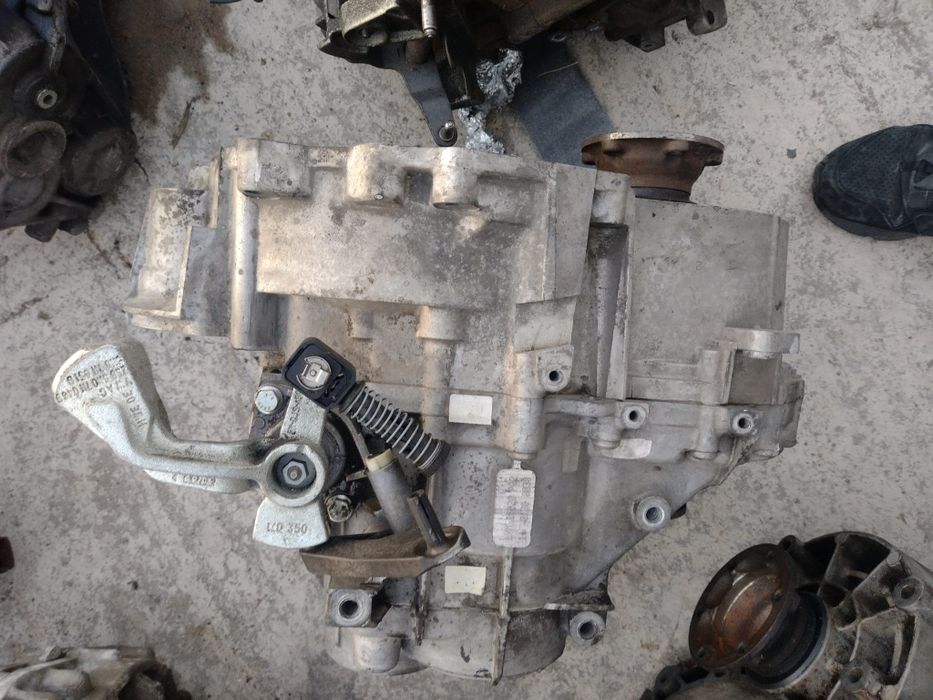 Cutie Viteze Tiguan Passat CC LXM cu start stop