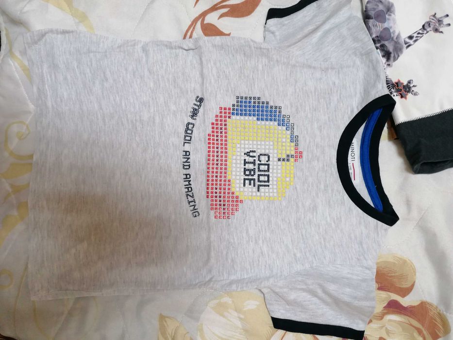 Тениски момче, размер до 110 Детско яке 10 лв, размер 104-110