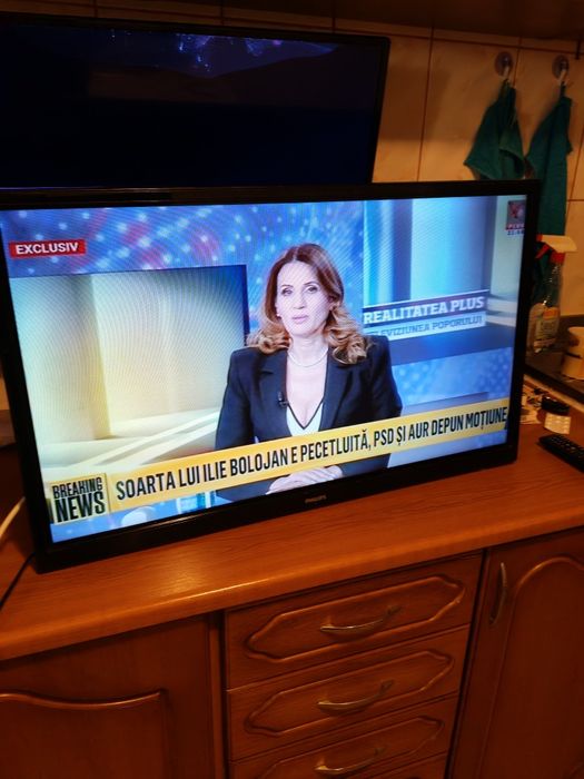 Vând televizor pilips