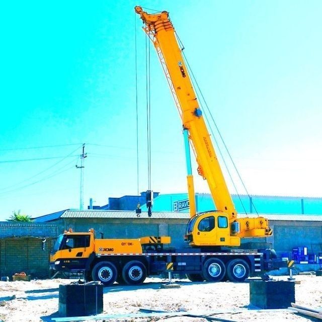 Avtokran XCMG QY 70K-1 сотилади срочна!