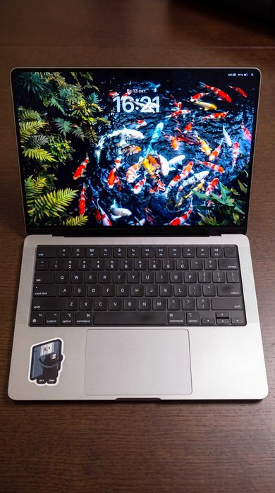 MacBook Pro 14" M1 Pro / 16GB RAM / 512GB SSD