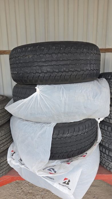 Продается покрышка DUNLOP GRANDTREK