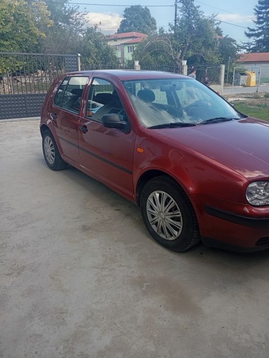 Golf 1.4 75hp Цяла