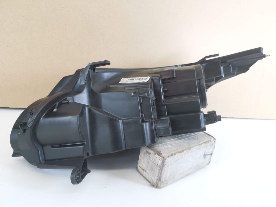 Фар Десен Би Ксенон Лед Ланд Роувър / Land Rover RANGE ROVER SPORT SUV