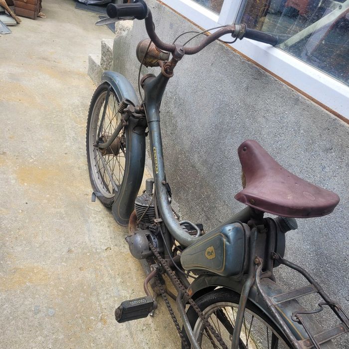 Моторче с педали от 50-те години цюндап