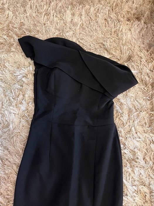 Rochie Artista umeri goi