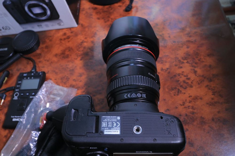 Canon eos 6 D sotiladi