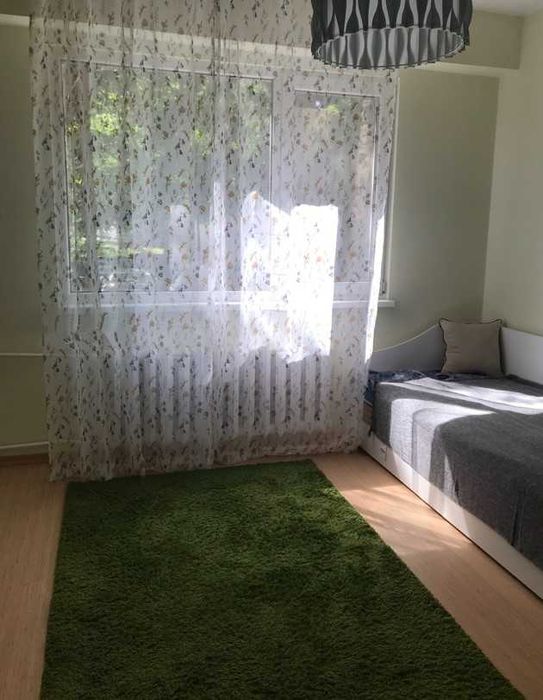 Дава се под наем Тристаен апартамент в София, Гоце Делчев - 90 кв.м за 714 € - Снимка #4