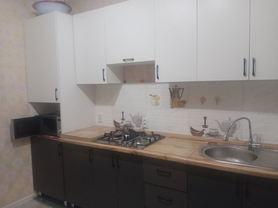 Продам кухонный гарнитур