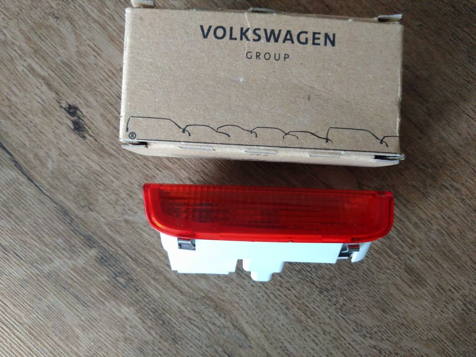 Плафон за осветяване на врата VW TOUAREG 2