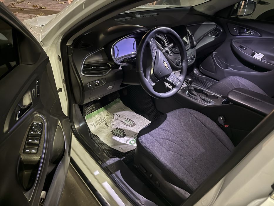Malibu 2 , 2L turbo 2020