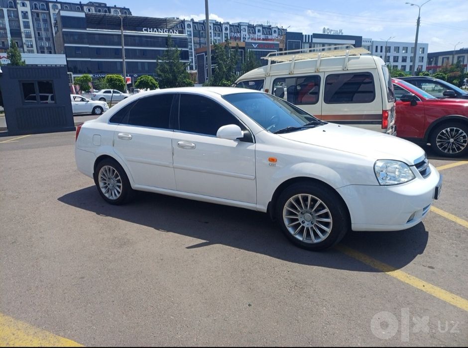 Продам ласетти оптра1.6 автомат. 2008 года