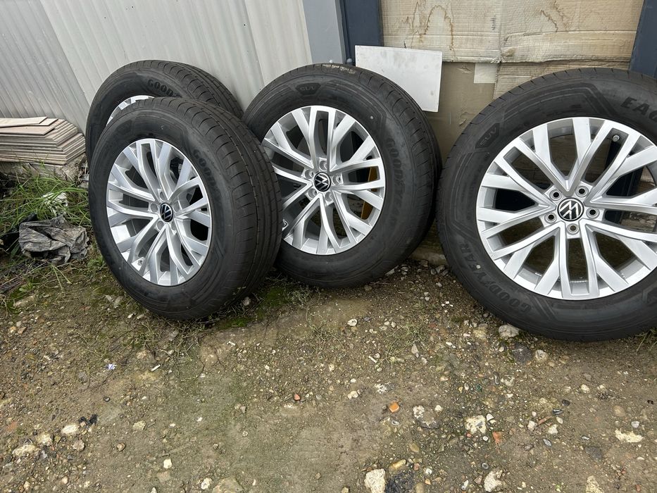 Jante aliaj Touareg 3 CR7 5x112 r18 et25 8j 235 65 r18 vara goodyear