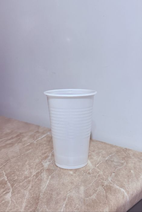 Одноразовые стаканы
