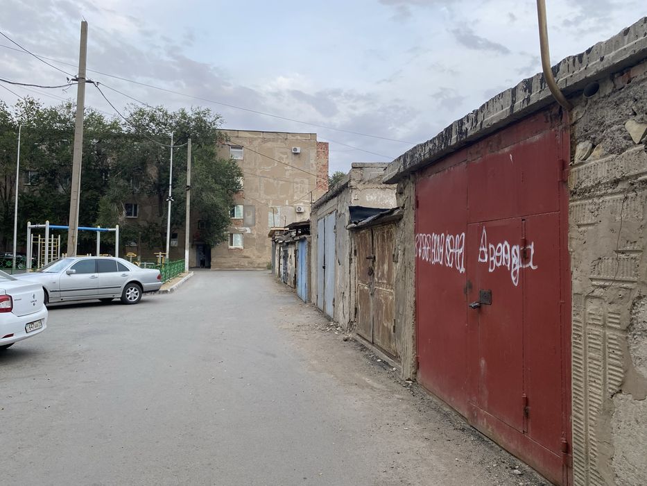 Продается гараж с погребом большой