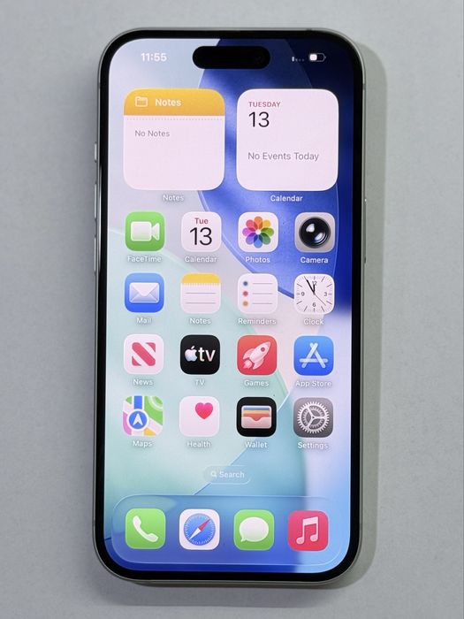 iPhone 15 Green 94% battery