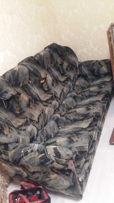 Диван продам 12000т