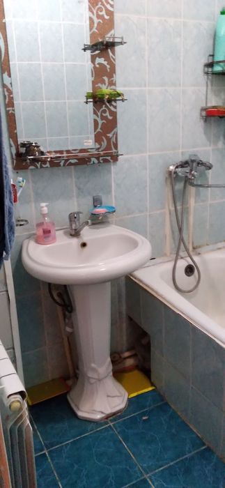 Qarshi shahar markazida srochniy uy sotiladi Narxi kelishiladi