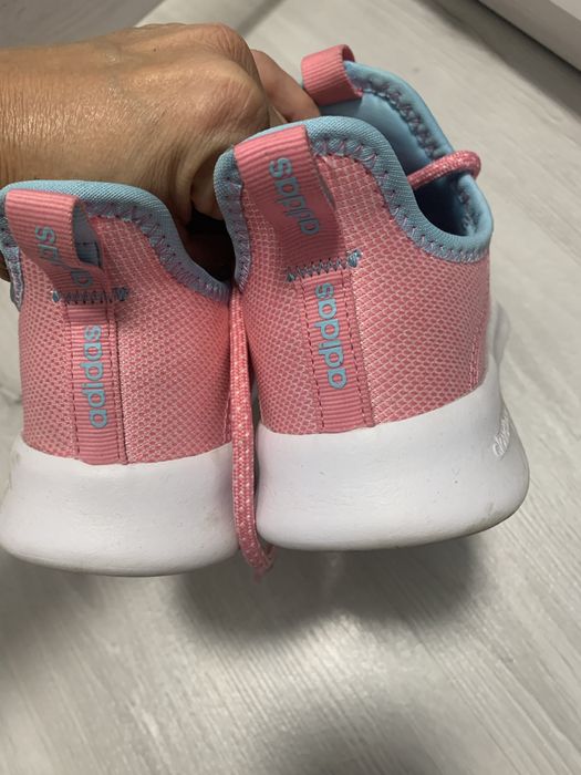 Адидас маратонки