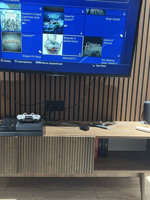 Продам ps4 500гб