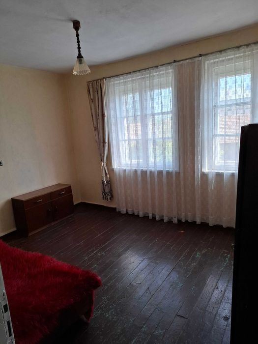 Продава се Тристаен апартамент в Ямбол, Военна база - 94 кв.м за 429 €/кв.м - Снимка #13